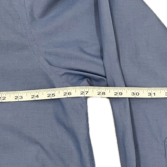 L.L. Bean Wrinkle Resistant Button Down Shirt Blue 18-35 Traditional Fit - Picture 6 of 9